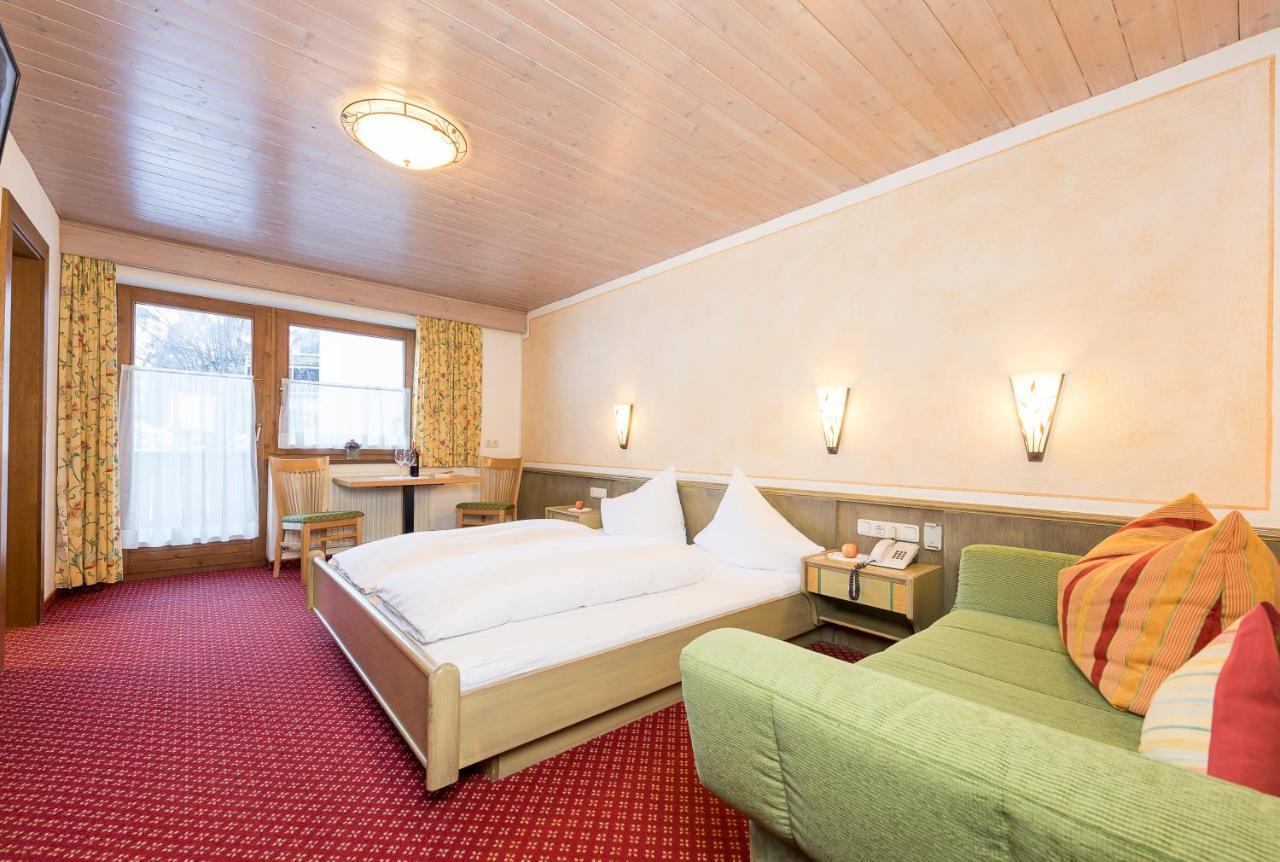 Tuxerstuebl Hotel Buitenkant foto