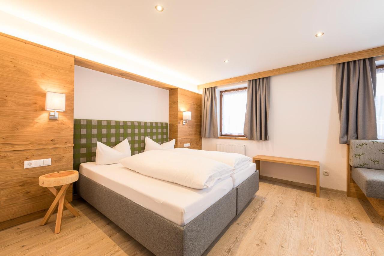 Tuxerstuebl Hotel Buitenkant foto