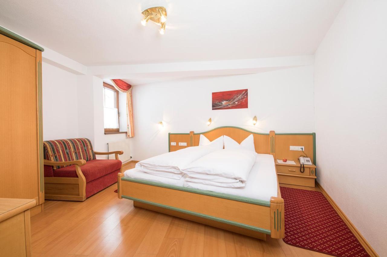 Tuxerstuebl Hotel Buitenkant foto